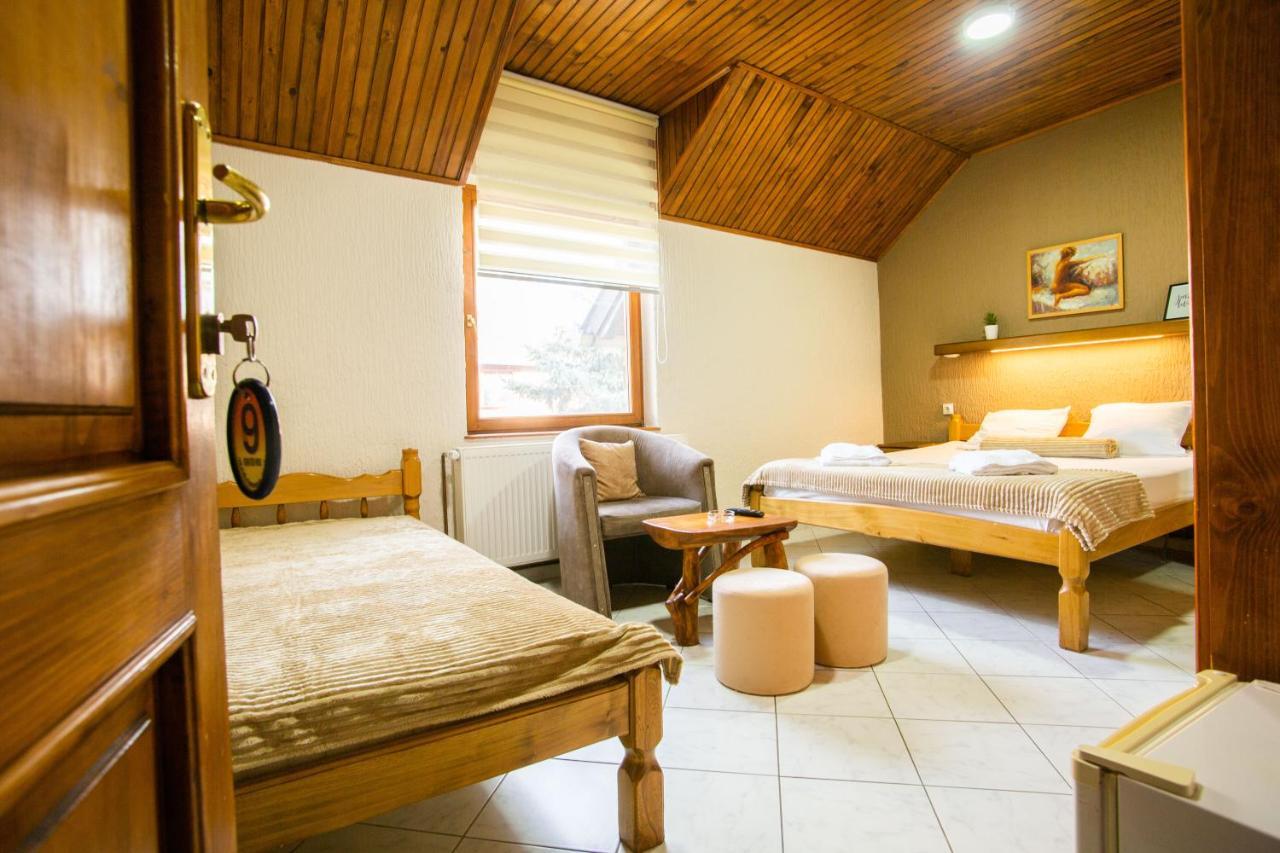 Guest House Vila Alexandar Palić Buitenkant foto