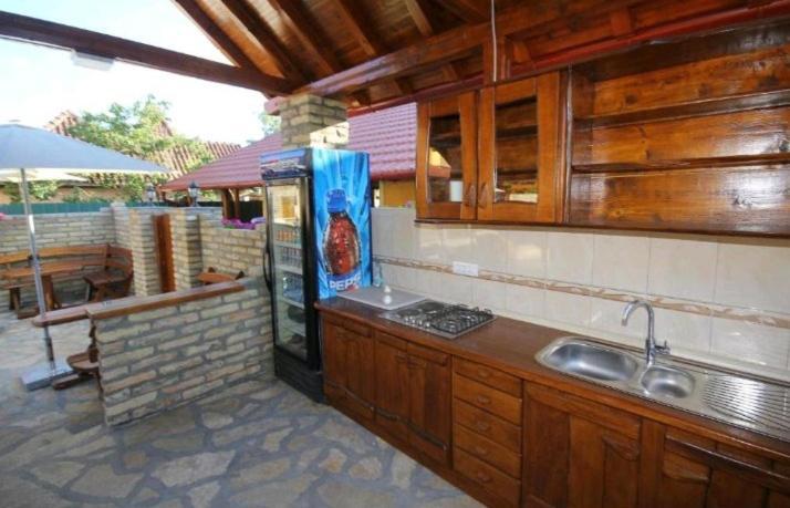 Guest House Vila Alexandar Palić Kamer foto