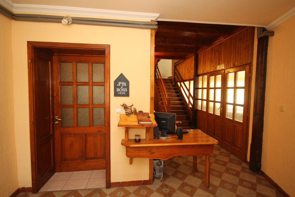Guest House Vila Alexandar Palić Buitenkant foto