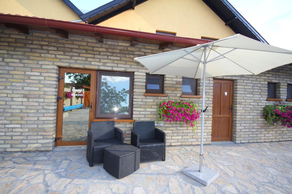 Guest House Vila Alexandar Palić Buitenkant foto